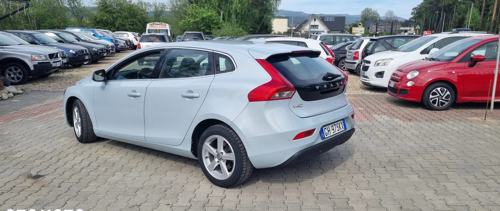 Volvo V40 cena 30900 przebieg: 224155, rok produkcji 2012 z Wieleń małe 46